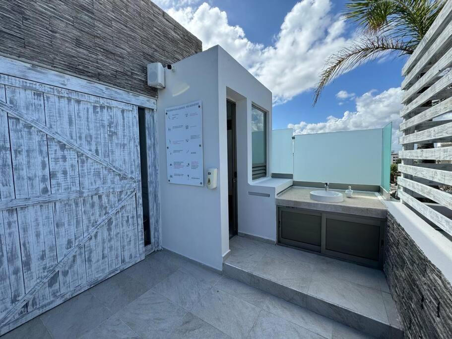 New Near The 5th Avenue Pool With Ocean View Playa del Carmen